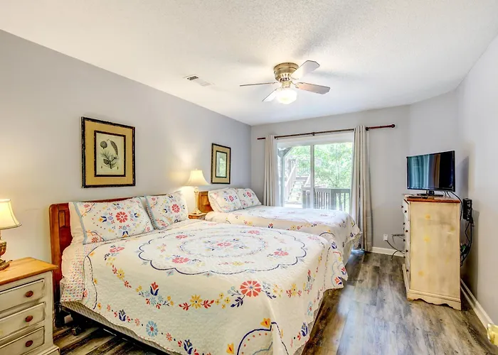 Chattahoochee River Edge Condominiums